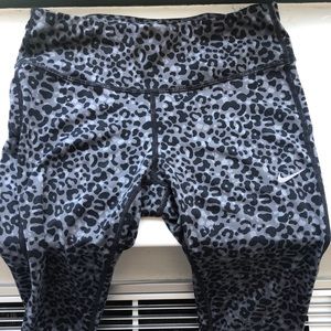 Nike women’s leggings full length